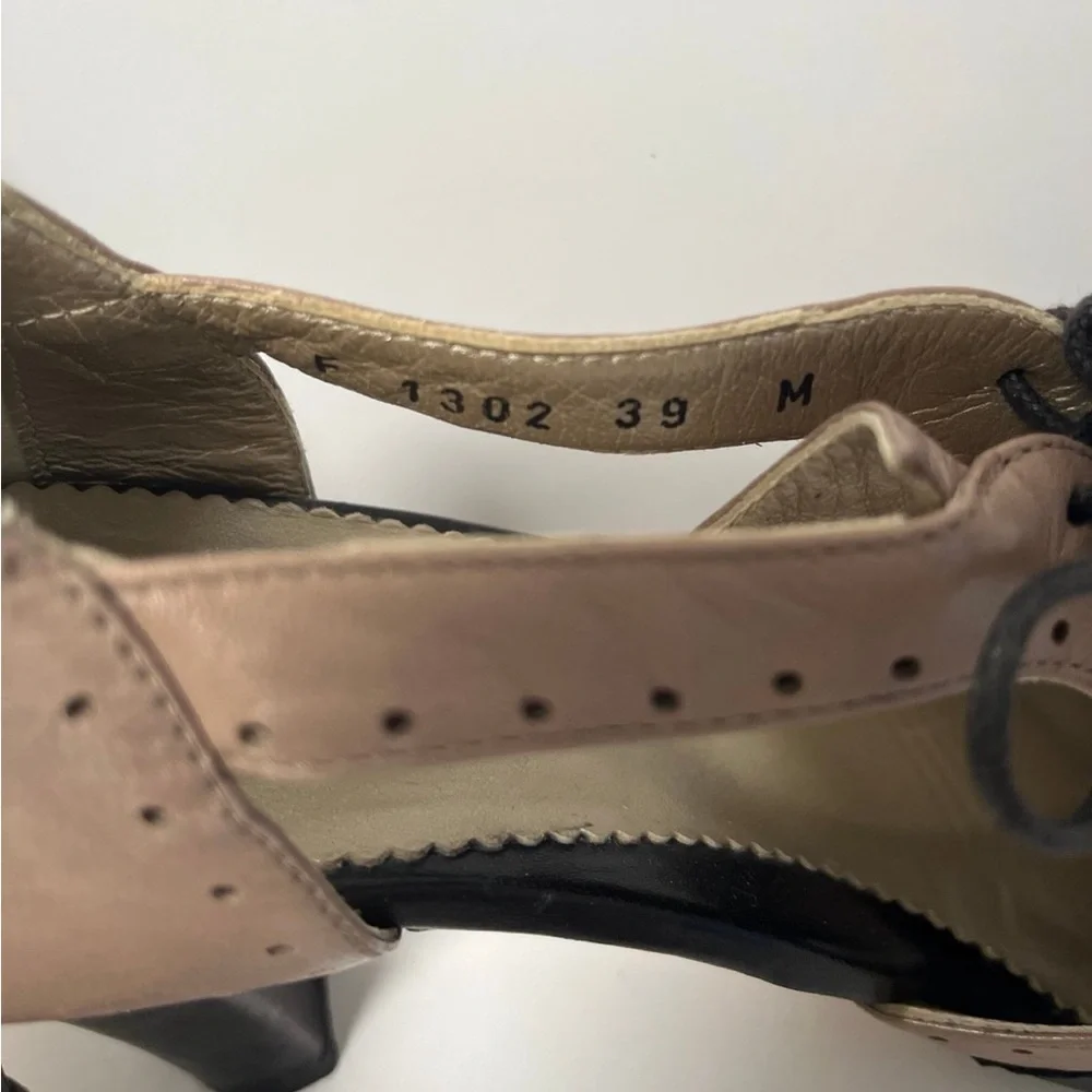 Taryn Rose Italian Shoes 8.5 - Picture 8 of 8